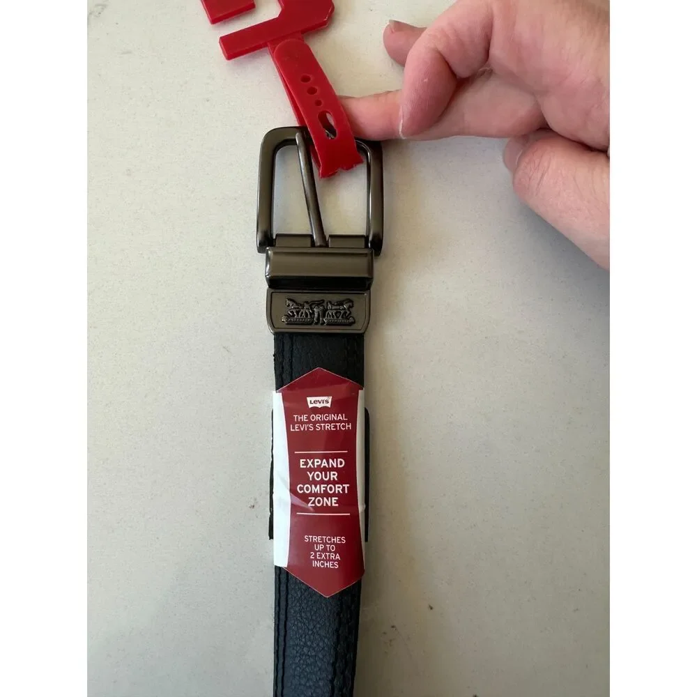 NWT Levi's Leather Reversible Black Brown Belt Size XL